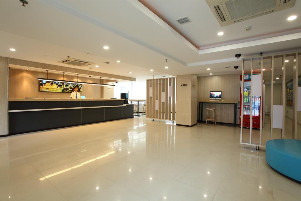 Hanting Express Beijing Sanlitun Buitenkant foto